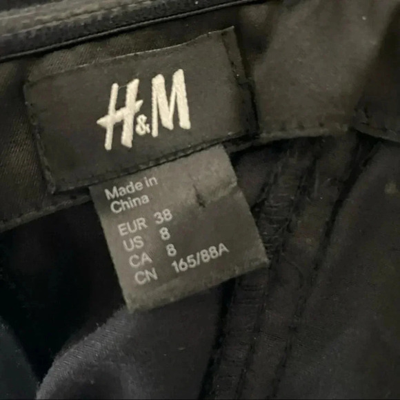 H&M S‎ black strapless ruched cocktail dress with zipper back - Picture 7 of 8